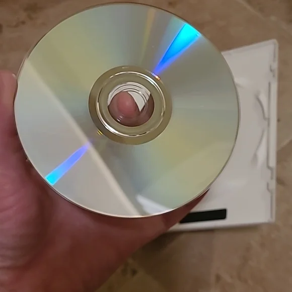 Nintendo Wii Alone In The Dark Disk Game Hard Shell Case Instruction Booklet - Picture 3 of 5